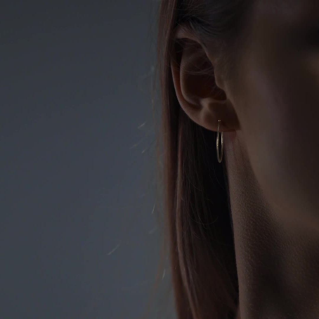 10k Gold Smooth Hoop Earring