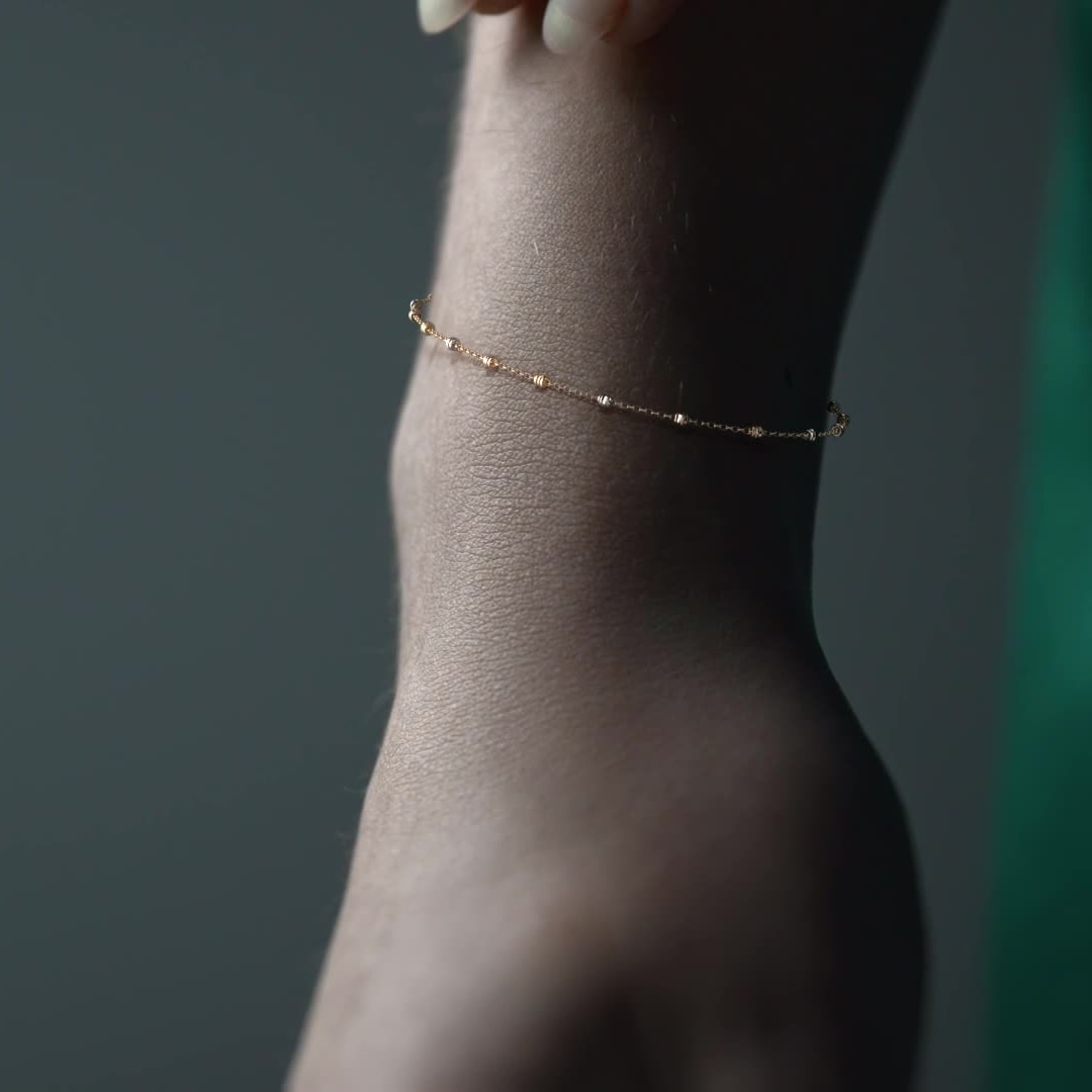 10K Gold Adjustable Viviana Bracelet with Plain Ball | Elegant Fine Jewelry Bracelet
