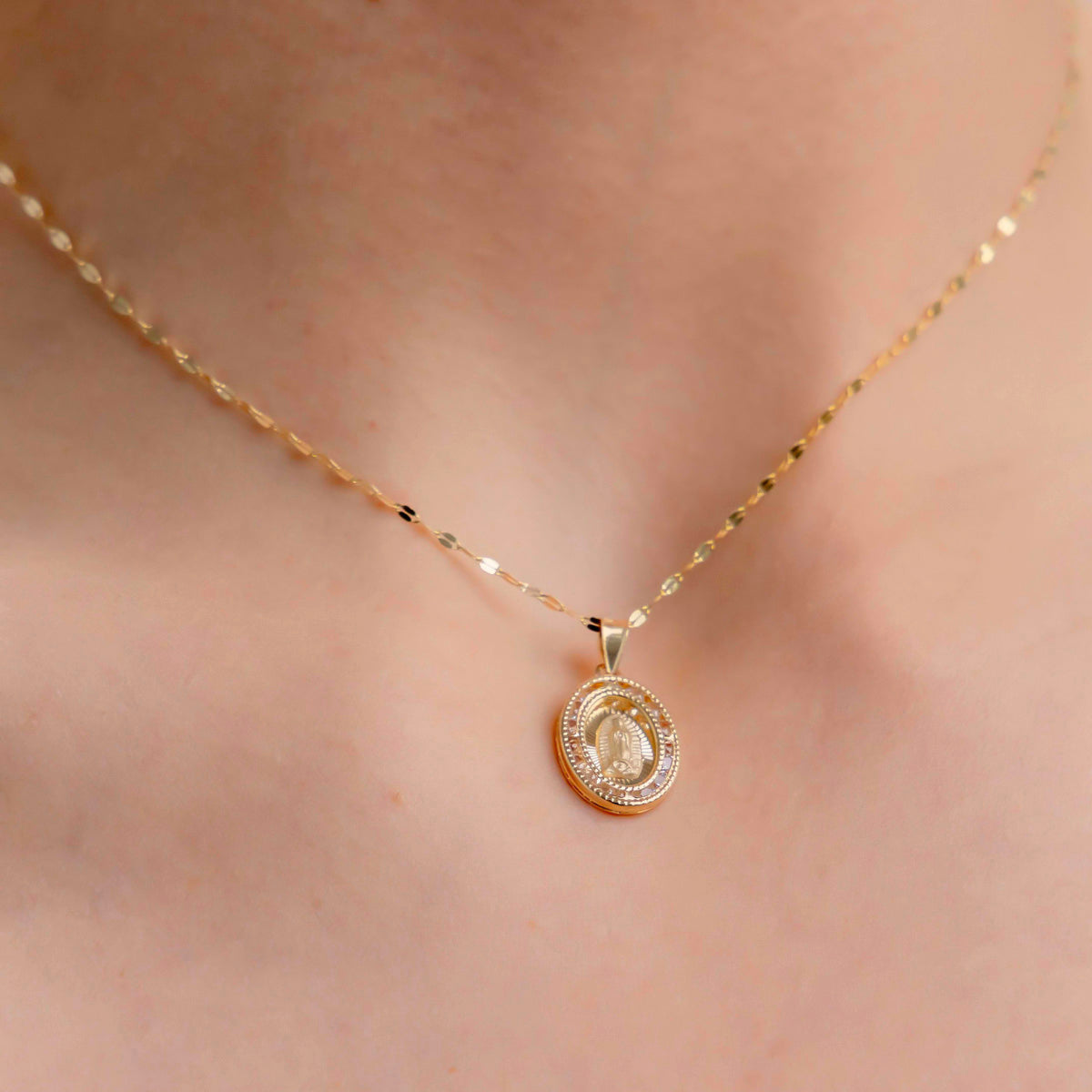 10k Gold Virgin Mary Medal